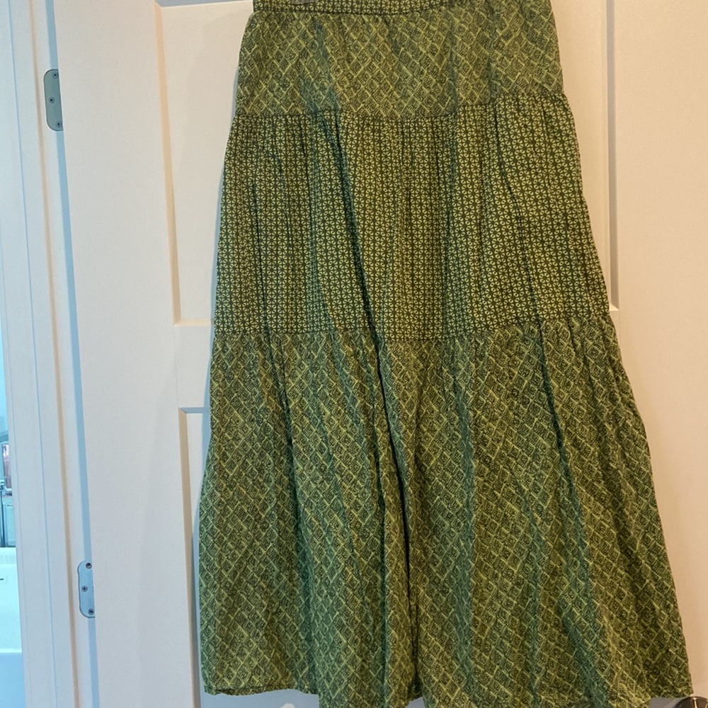 J Jill green size small tall maxi skirt beautiful pattern π EUC - Picture 5 of 10